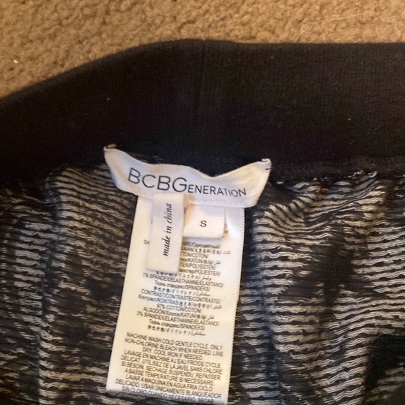 BCBG Joggers - Picture 2 of 2